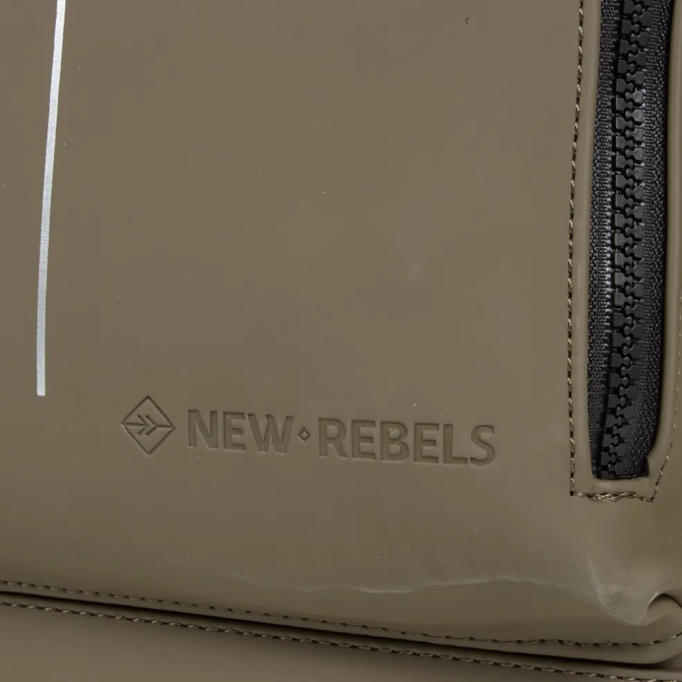 New Rebels ® Mart - Pu - Laptop - Rucksack - Wasserfest - OlIVgrün
