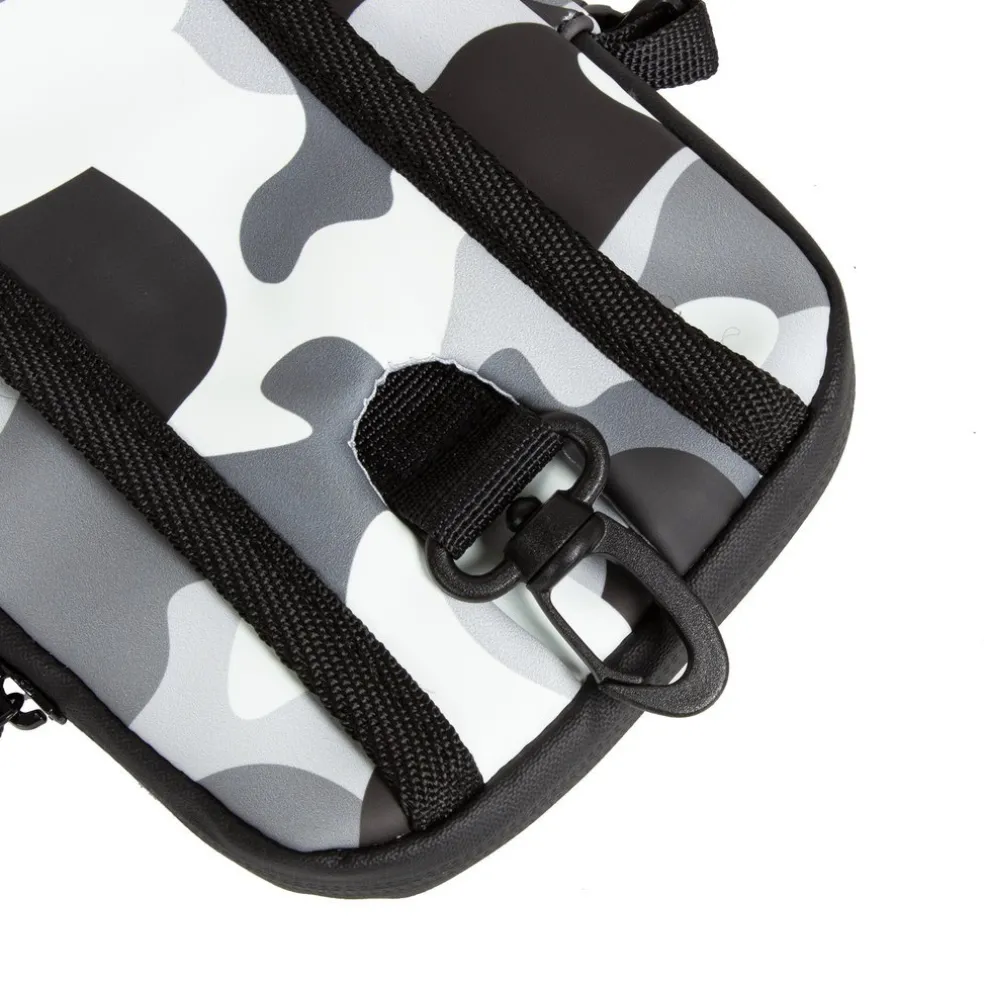 New Rebels ® Mart - Wasserabweisend - Handytasche - Army Camouflage Grau