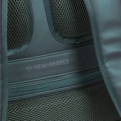 New Rebels ® William Rucksack Dunkelgrün
