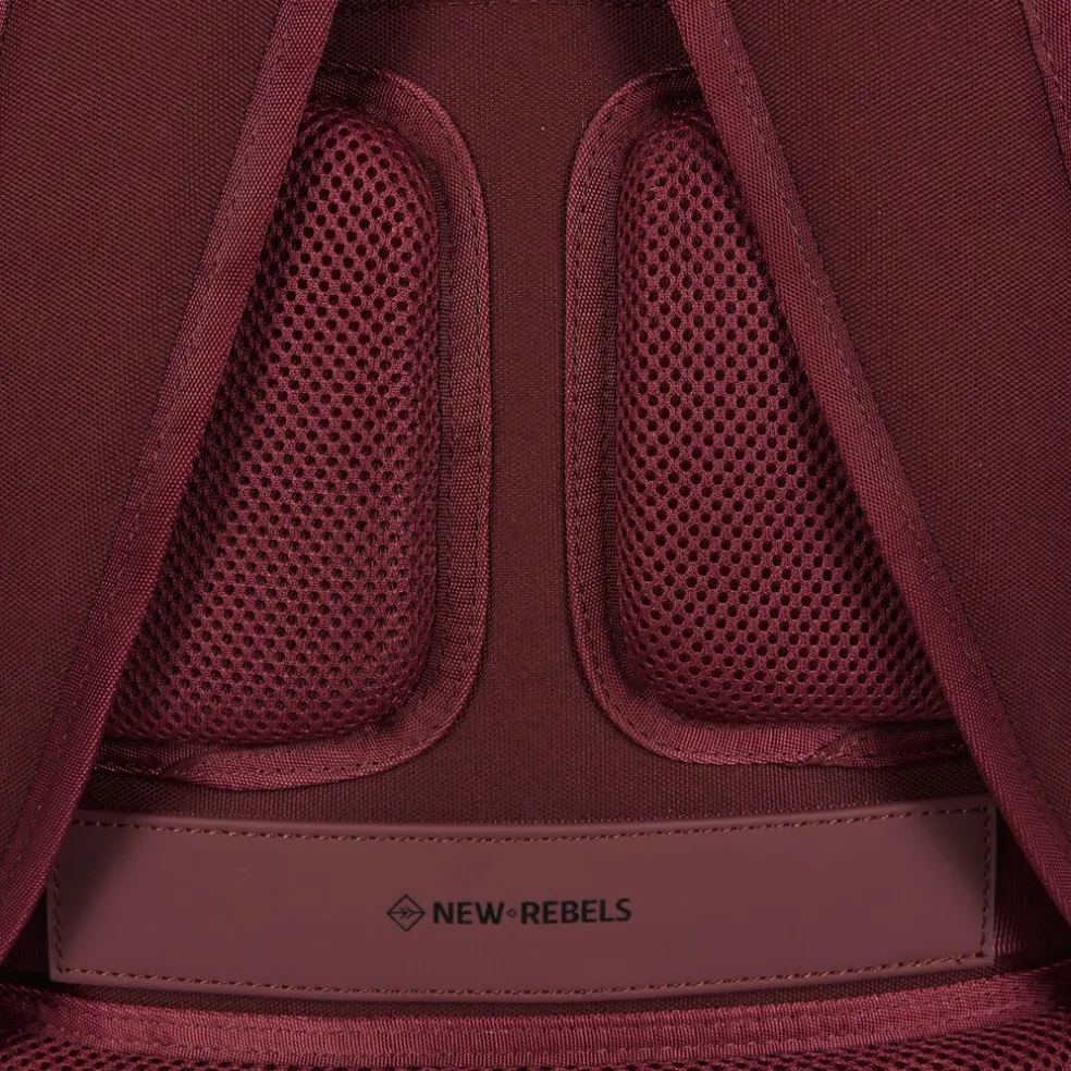 New Rebels Bruce Milwaukee Burgundy 18L Rucksack Wasserabweisend Laptop 15.6"
