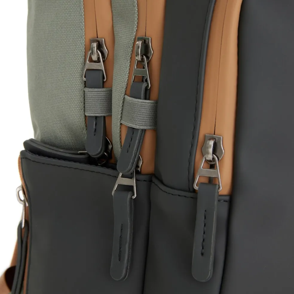 New Rebels Ferron Milwaukee Handel Rucksack Anthrazit 19L