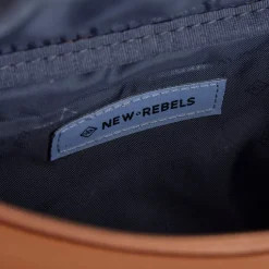 New Rebels Harper Gürteltasche Cognac Verstellbarer Gurt