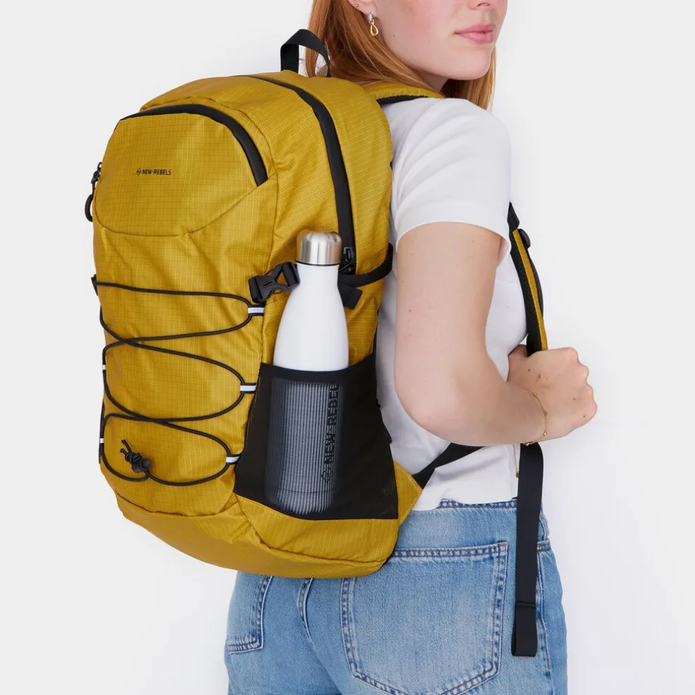 New Rebels Hugo Carmichael Wasserdicht Rucksack: 26-Liter-Rucksack Occur Gelb