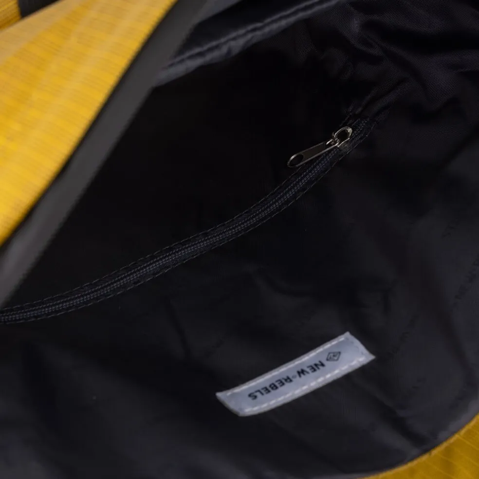 New Rebels Hugo New York 17L Wasserdicht Rolltop Rucksack Occur Gelb