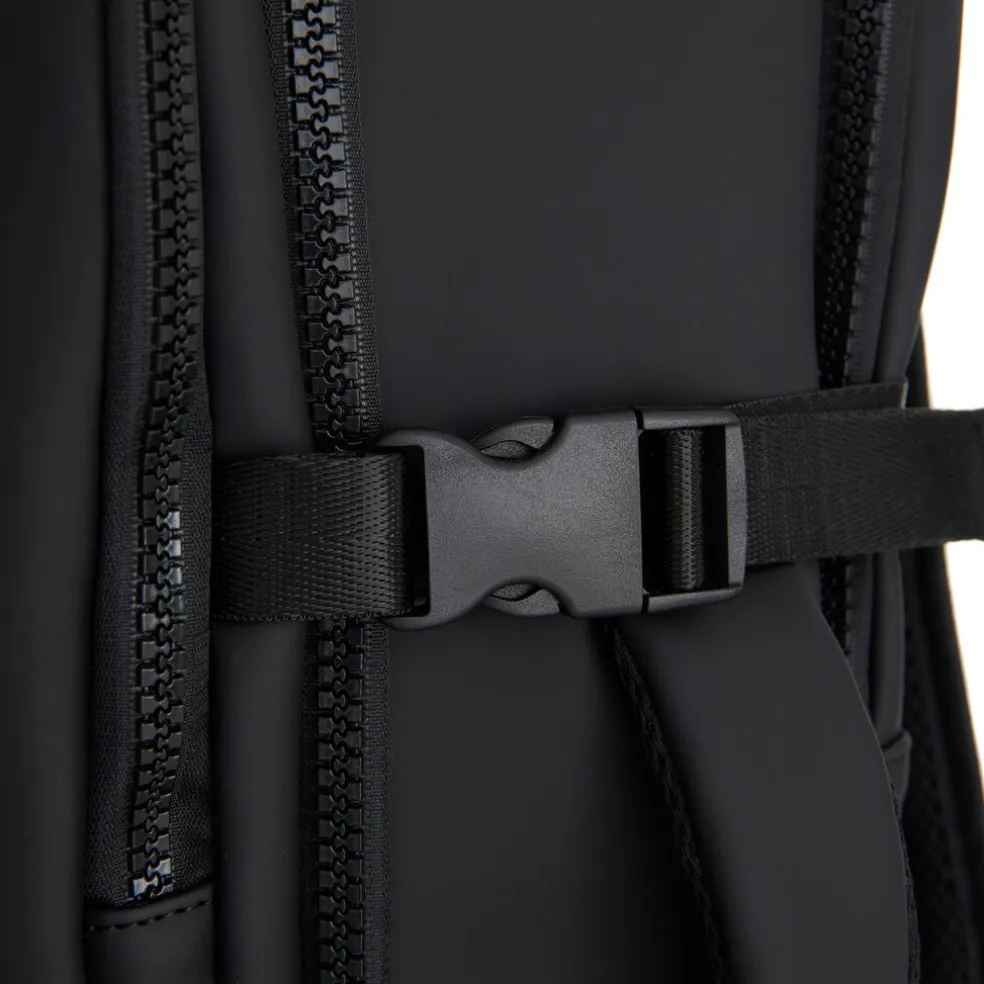New Rebels Jessi Eason Underseat Rucksack M Schwarz