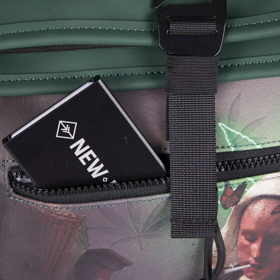 New Rebels Mart Art Los Angeles Milchmädchen Small 7L Rucksack Rolltop Wasserabweisend
