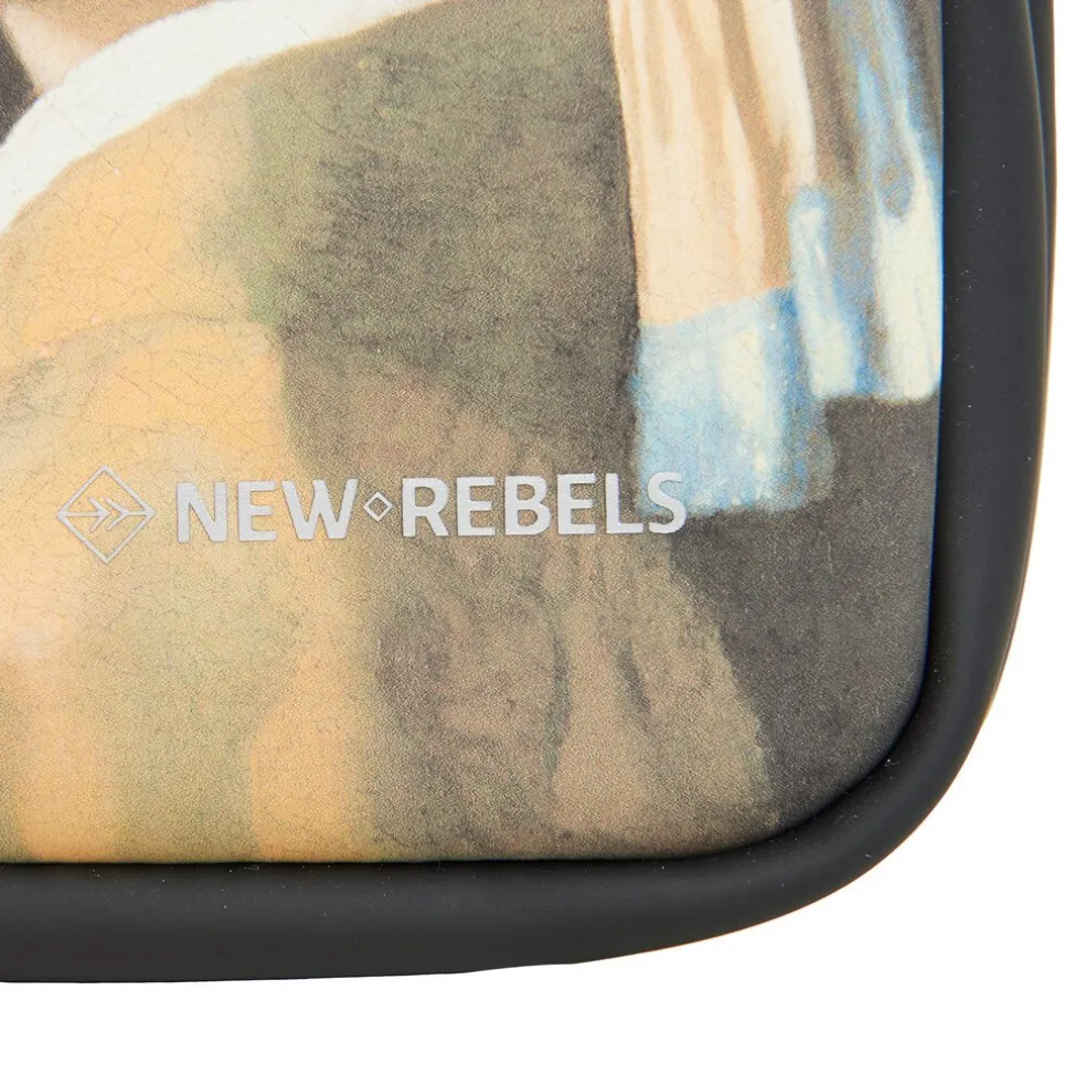 New Rebels Mart Arts – Astoria Phonepocket – Handytasche