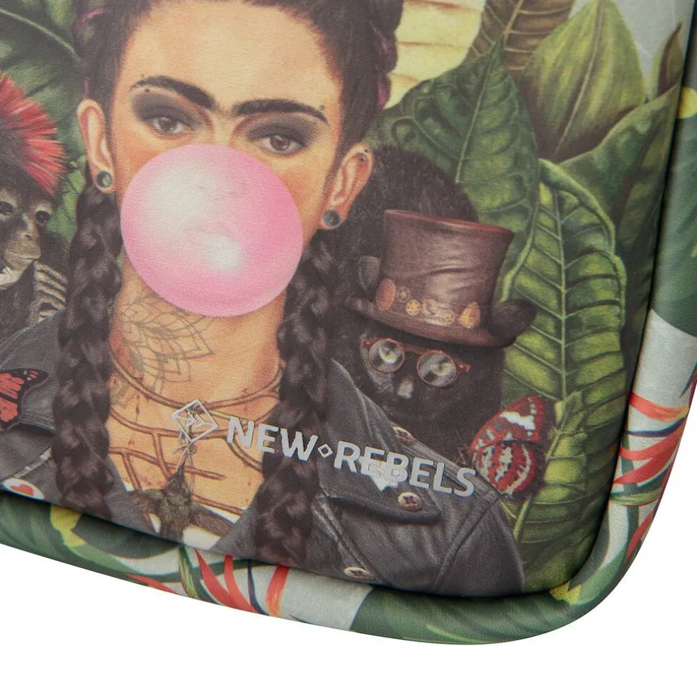 New Rebels Mart Arts – Astoria Phonepocket – Handytasche