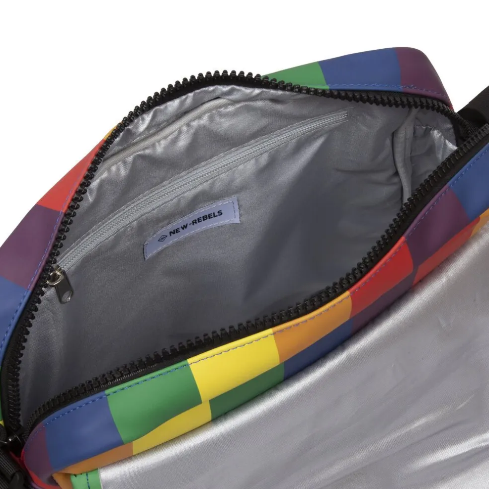 New Rebels Mart Bronx Regenbogen 8L A4 Umhängetasche mit Überschlag Wasserabweisend