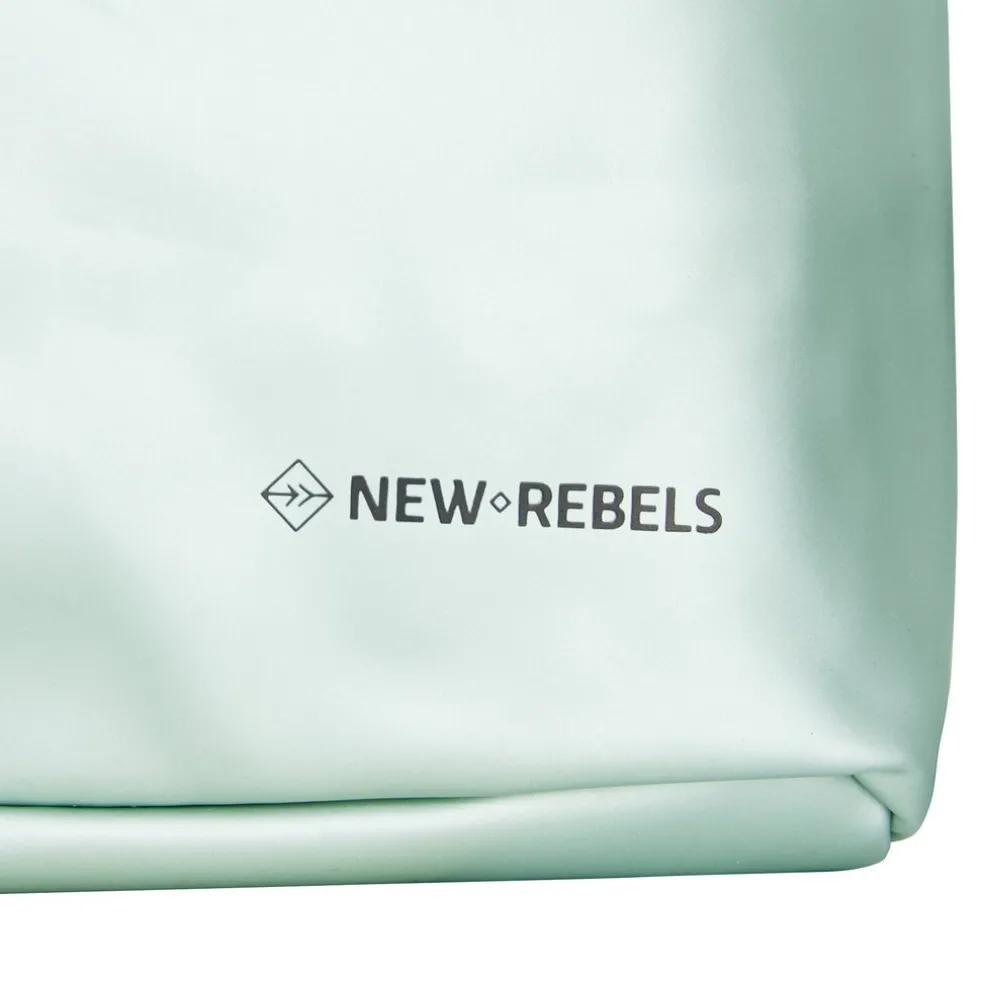 New Rebels Mart Los Angeles Metallic Hellgrün 7L Rolltop Rucksack Wasserabweisend