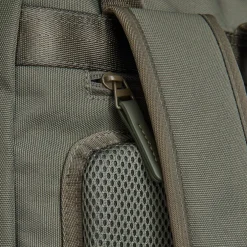 New Rebels Ribbi Milwaukee – Laptoptasche Schultasche Arbeitstasche 15,6 Zoll Laptopfach Rucksack Rib Fabric 18L Sage Green