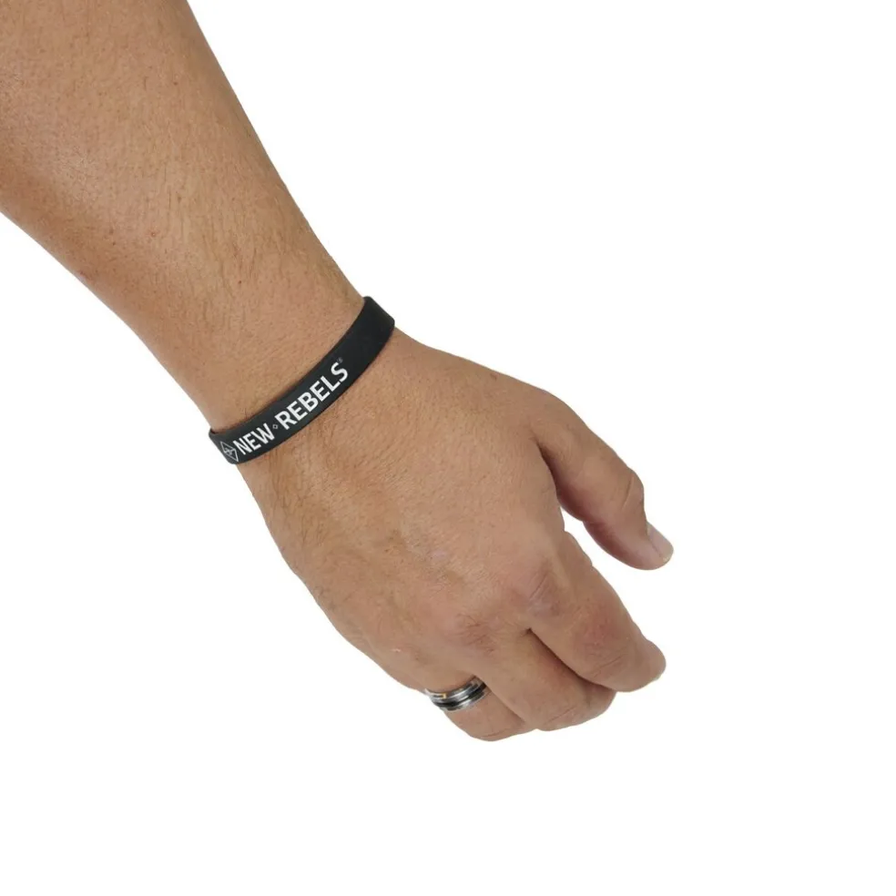 New Rebels Silikon-Armband Mann Schwarz