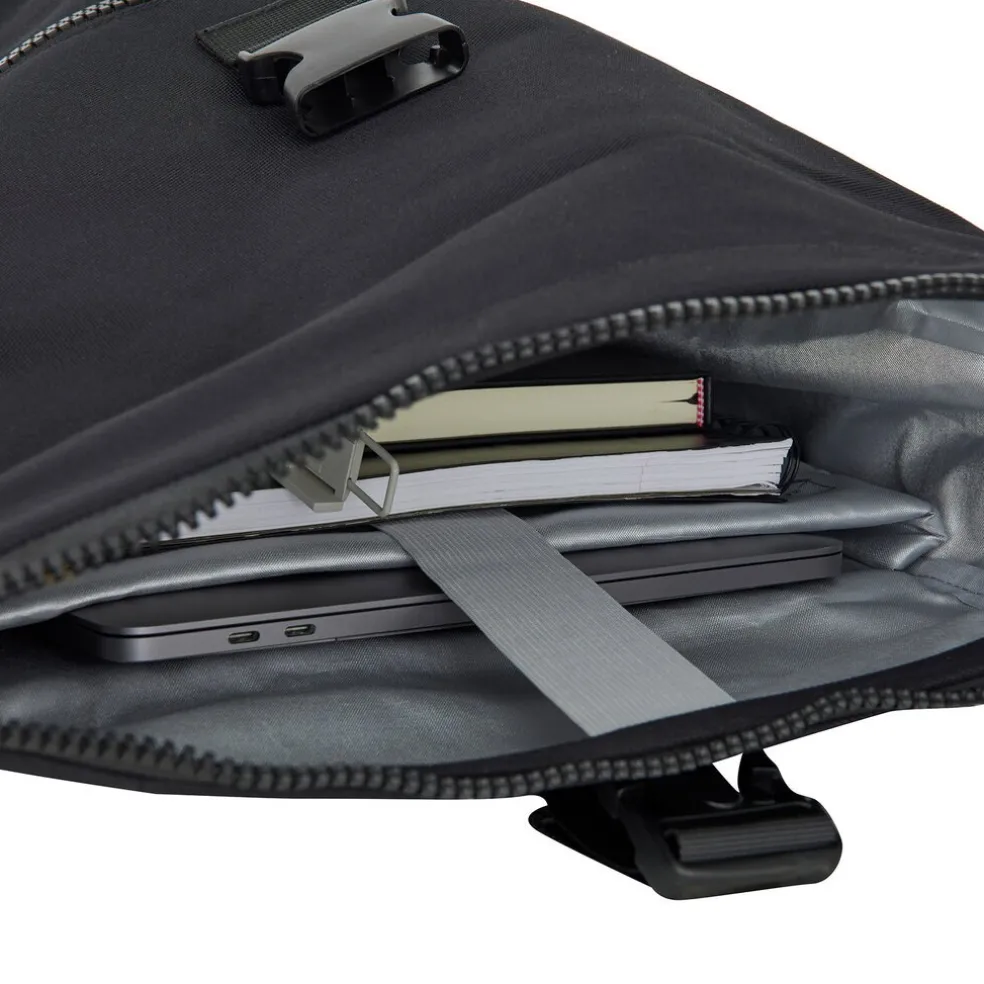 New Rebels Valor New York Schwarz 21L Rucksack Rolltop Wasserabweisend Laptop 15,6“