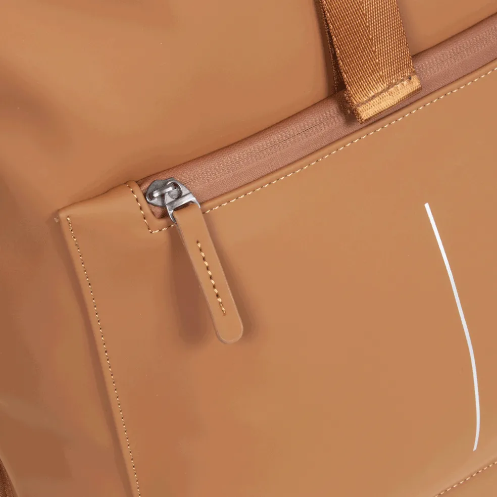 New Rebels William Baltimore Cognac 13L Rolltop Rucksack Wasserabweisend Laptop 14"