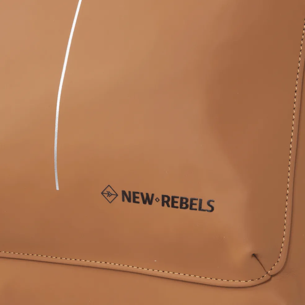 New Rebels William Baltimore Cognac 13L Rolltop Rucksack Wasserabweisend Laptop 14"