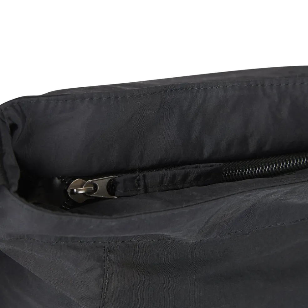 New Rebels Willow Dundalk Schwarz 19L Schultertasche